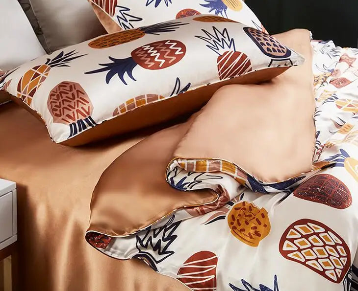 Silk Four Piece Set with 100 Mulberry Silk Fabric pineapple Digital Printing for Bedding Four Piece Set